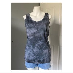NWT CALVIN KLEIN PERFORMANCE Top L